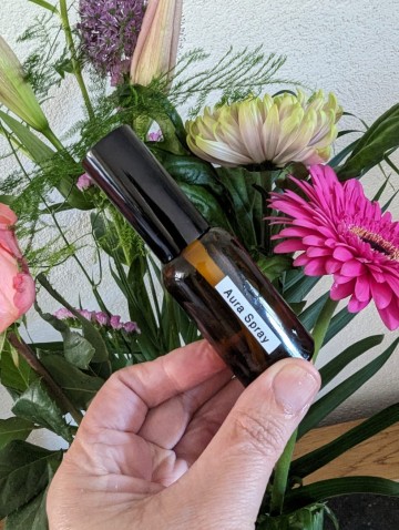 Aura spray